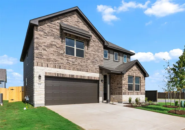 Photo 3 of Sale Pending at 200 Willow Hts Dr, Hutto, TX 78634 | MLS# 3408384 | Listing updated on 2026-09-18