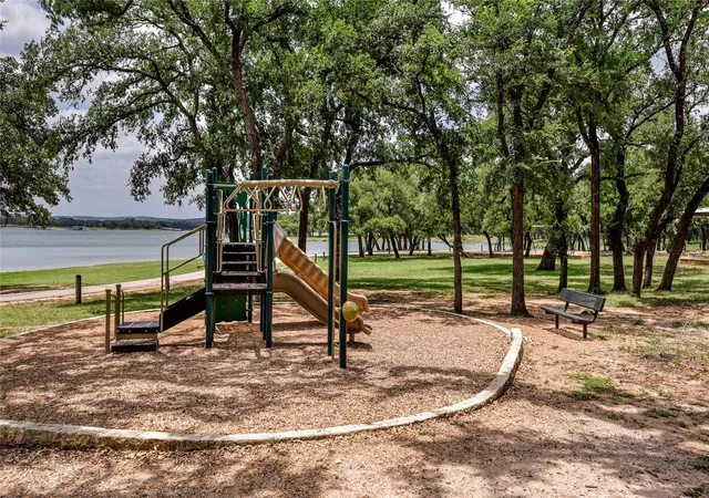 Photo 4 of Single family home for sale at 2701 Warren Cv, Lago Vista, TX 78645 | MLS# 6269318 | Listing updated on 2026-10-01