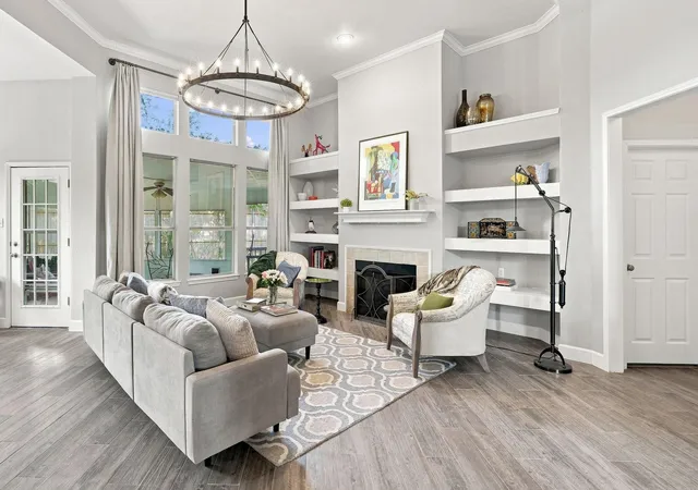 Photo 3 of Single family home for sale at 302 N Carriage Hills Dr, Georgetown, TX 78626 | MLS# 3991266 | Listing updated on 2026-09-14
