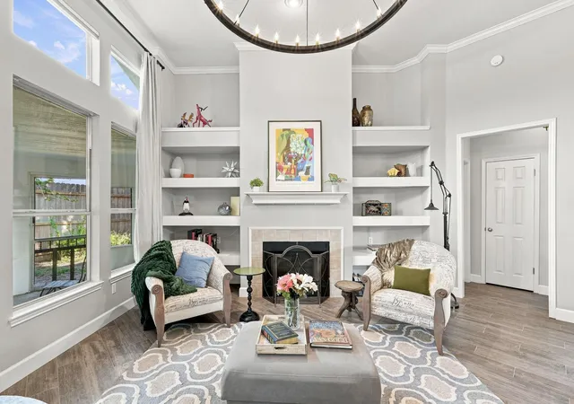 Photo 4 of Single family home for sale at 302 N Carriage Hills Dr, Georgetown, TX 78626 | MLS# 3991266 | Listing updated on 2026-09-14
