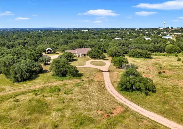 Photo 3 of House for sale at 627 Ranch Rd 2323, Llano, TX 78643 | MLS# 9317853 | Listing updated on 2026-10-06