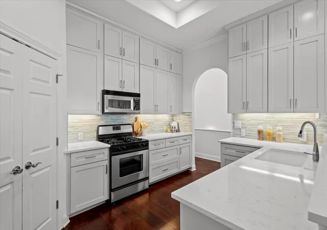 Photo 4 of Condo for sale at 10300 Morado Cv #903, Austin, TX 78759 | MLS# 8640653 | Listing updated on 2026-10-19