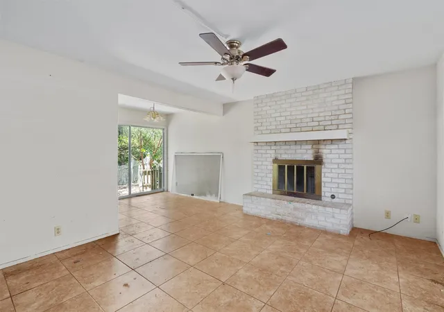 Photo 2 of Sale Pending at 5400 Salem Walk Dr, Austin, TX 78745 | MLS# 7596999 | Listing updated on 2026-09-14