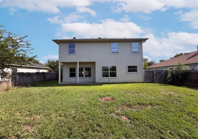 Photo 4 of Single family home for sale at 206 Almquist St, Hutto, TX 78634 | MLS# 1769625 | Listing updated on 2026-10-07