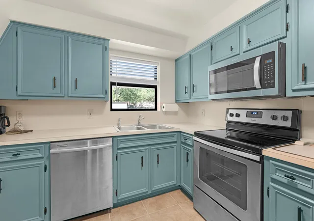 Photo 2 of Townhouse for sale at 226 Big Oaks Dr, Kingsland, TX 78639 | MLS# 6511681 | Listing updated on 2026-09-11