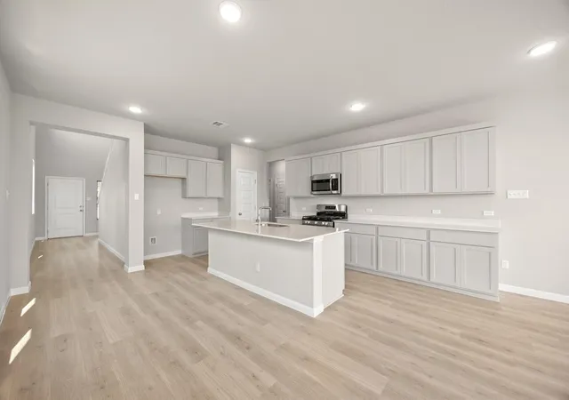 Photo 4 of Single family home for sale at 207 Hornet St, Elgin, TX 78621 | MLS# 4607591 | Listing updated on 2026-10-10