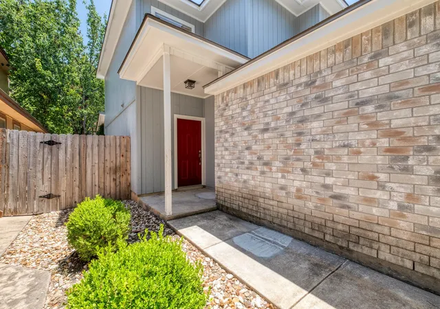 Photo 2 of Single family home for sale at 2137 Redwing Way, Round Rock, TX 78664 | MLS# 1310002 | Listing updated on 2026-09-18