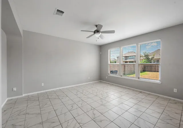 Photo 4 of Single family home for sale at 1613 Sonny Dr, Leander, TX 78641 | MLS# 5278239 | Listing updated on 2026-10-02