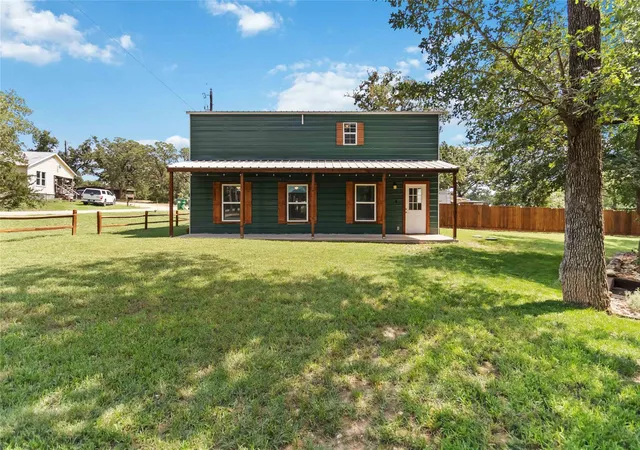 Photo 2 of Single family home for sale at 106 Harper Dr, Bastrop, TX 78602 | MLS# 8866532 | Listing updated on 2026-09-15