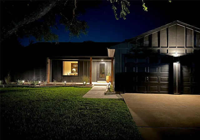 Photo 4 of Single family home for sale at 2713 Inridge Dr, Austin, TX 78745 | MLS# 9583983 | Listing updated on 2026-10-09