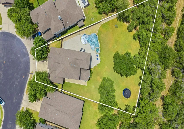 Photo 3 of Single family home for sale at 7124 Calpe Dr, Austin, TX 78739 | MLS# 9381759 | Listing updated on 2026-10-05