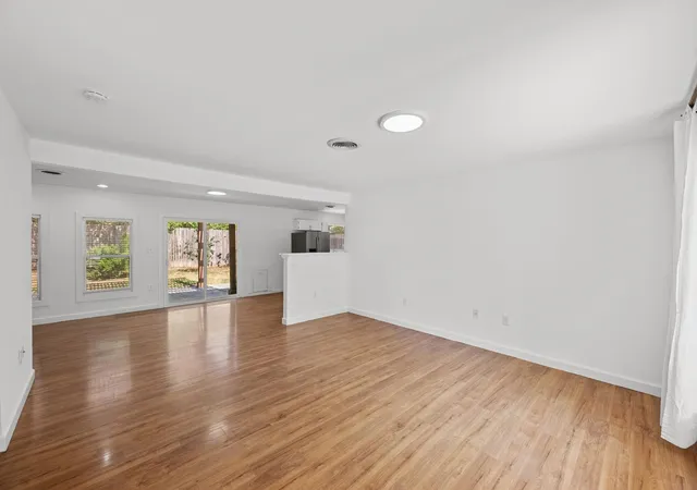 Photo 3 of Single family home for sale at 6802 Columbia Dr, Austin, TX 78723 | MLS# 5172326 | Listing updated on 2026-09-12
