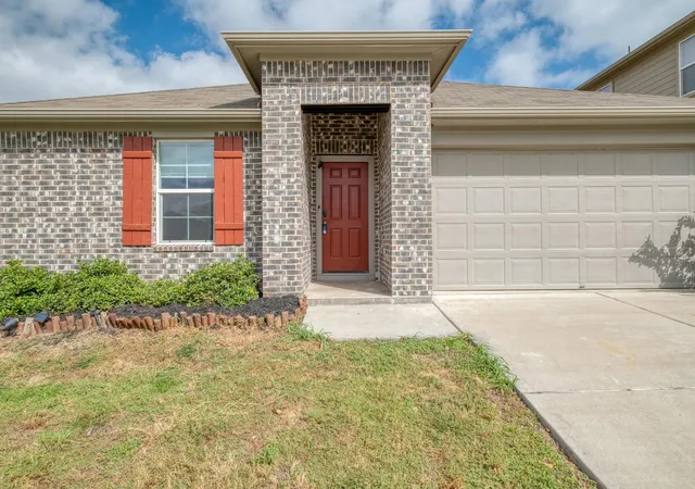 Photo 4 of Single family home for sale at 5712 Xene Dr, Austin, TX 78724 | MLS# 1061911 | Listing updated on 2026-10-01