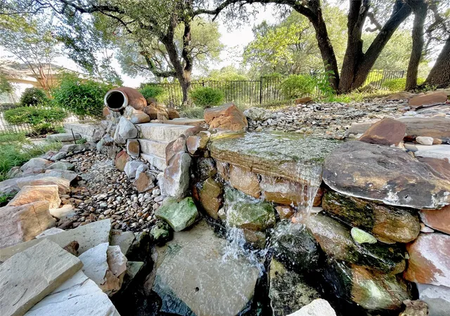 Photo 3 of Single family home for sale at 107 Amberjack Ct, Georgetown, TX 78633 | MLS# 7425070 | Listing updated on 2026-10-15