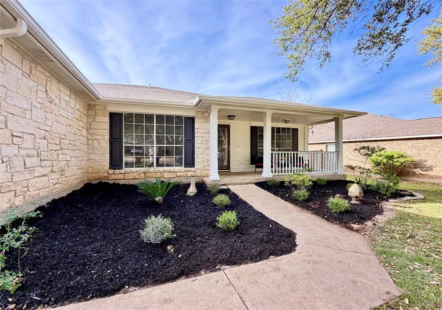 Photo 3 of Single family home for sale at 2417 Hallie Ln, Round Rock, TX 78664 | MLS# 1609543 | Listing updated on 2026-09-27
