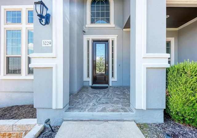 Photo 3 of Single family home for sale at 3229 Venezia Vw, Leander, TX 78641 | MLS# 2852353 | Listing updated on 2026-10-06