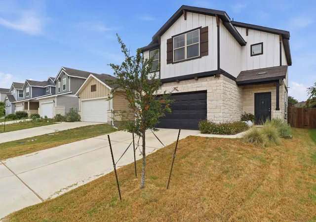 Photo 1 of Single family home for sale at 39 Pacific Loon St, Leander, TX 78641 | MLS# 9178281 | Listing updated on 2026-10-07
