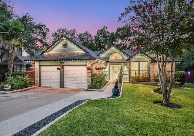 Photo 1 of Single family home for sale at 11704 Swearingen Dr, Austin, TX 78758 | MLS# 6302938 | Listing updated on 2026-10-03