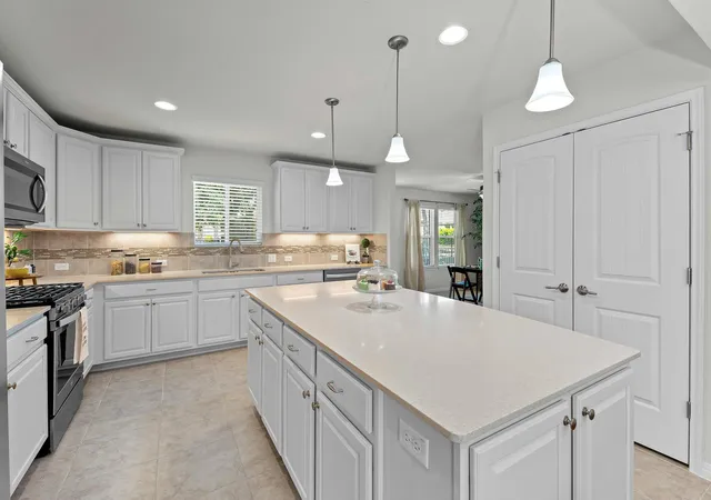 Photo 3 of Single family home for sale at 335 Brenham Pass, Georgetown, TX 78633 | MLS# 6588158 | Listing updated on 2026-09-13