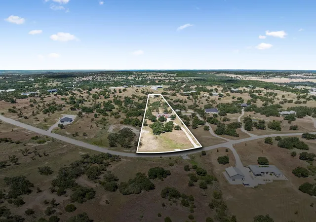 Photo 2 of Single family home for sale at 1783 Axis Cir, Fredericksburg, TX 78624 | MLS# 4363429 | Listing updated on 2026-10-10