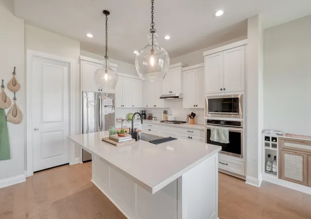 Photo 3 of Single family home for sale at 510 Prickly Poppy Loop, Kyle, TX 78640 | MLS# 6714920 | Listing updated on 2026-10-07