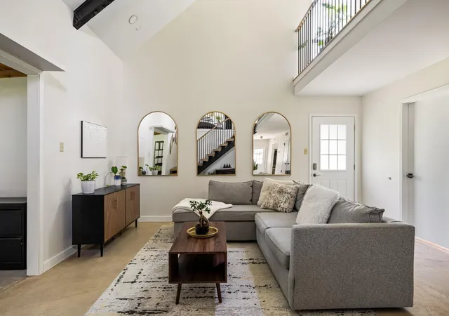 Photo 3 of Sale Pending at 610 Redbud Trl, Austin, TX 78748 | MLS# 4001259 | Listing updated on 2026-10-16