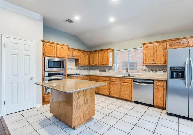 Photo 3 of Sale Pending at 7903 Henry Kinney Row, Austin, TX 78749 | MLS# 5669818 | Listing updated on 2026-09-15