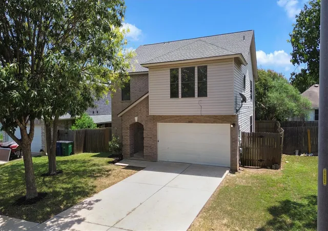 Photo 2 of Single family home for sale at 8007 Bramble Bush Dr, Austin, TX 78747 | MLS# 4140773 | Listing updated on 2026-10-08