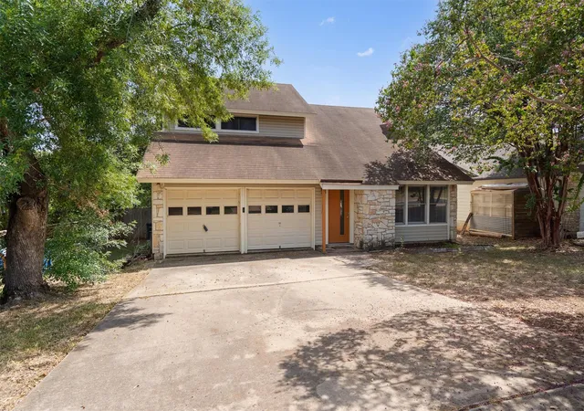 Photo 2 of Single family home for sale at 8501 Selway Dr, Austin, TX 78736 | MLS# 1524618 | Listing updated on 2026-09-11