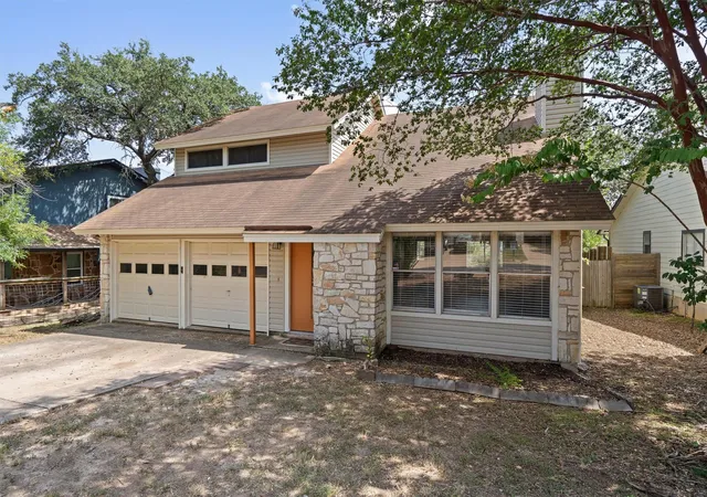 Photo 3 of Single family home for sale at 8501 Selway Dr, Austin, TX 78736 | MLS# 1524618 | Listing updated on 2026-09-11