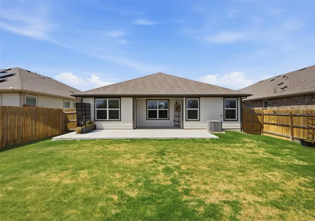 Photo 3 of Single family home for sale at 206 Canadian River Trl, Hutto, TX 78634 | MLS# 5312740 | Listing updated on 2026-09-12