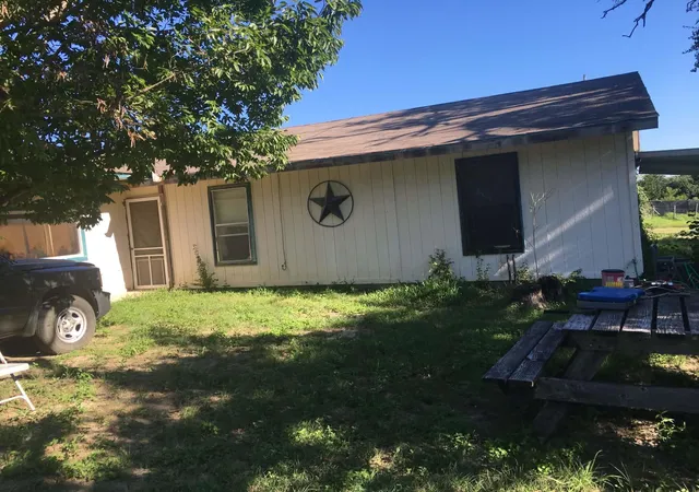 Photo 4 of Single family home for sale at 209 Sierra Vista Dr, Gatesville, TX 76528 | MLS# 3029172 | Listing updated on 2026-09-30