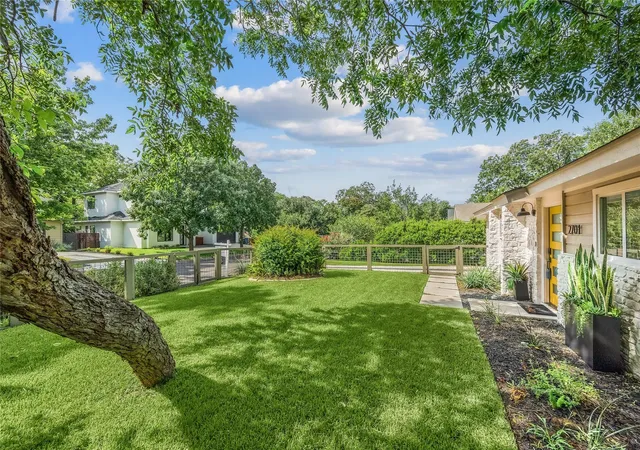 Photo 3 of Single family home for sale at 2701 Friar Tuck Ln, Austin, TX 78704 | MLS# 1109582 | Listing updated on 2026-09-13