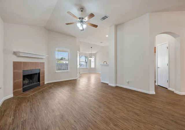 Photo 4 of Single family home for sale at 15210 Mimebark Wy, Austin, TX 78724 | MLS# 9689013 | Listing updated on 2026-09-22