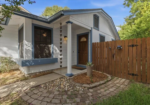 Photo 2 of Single family home for sale at 12914 Steeple Chase Dr, Austin, TX 78729 | MLS# 5198115 | Listing updated on 2026-09-12