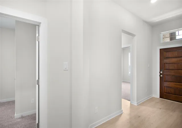Photo 3 of Single family home for sale at 1108 Stonehill Dr, Georgetown, TX 78633 | MLS# 4114227 | Listing updated on 2026-09-15