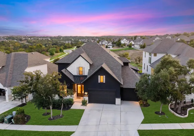 Photo 3 of Single family home for sale at 124 Silverwood Trl, Georgetown, TX 78628 | MLS# 4064072 | Listing updated on 2026-09-14