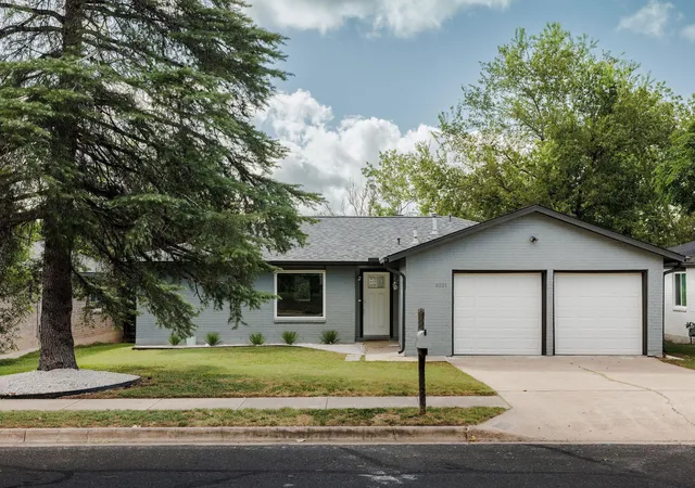 Photo 1 of Single family home for sale at 6101 London Dr, Austin, TX 78745 | MLS# 2218253 | Listing updated on 2026-09-15