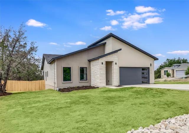 Photo 1 of Single family home for sale at 21415 Highland Lake Dr, Lago Vista, TX 78645 | MLS# 4329221 | Listing updated on 2026-09-13