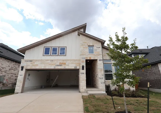 Photo 1 of Single family home for sale at 466 Bishop Wood Rd, Dripping Springs, TX 78620 | MLS# 8377145 | Listing updated on 2026-09-15