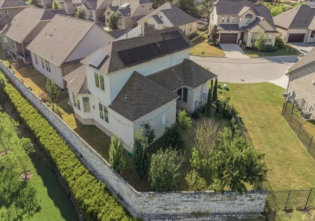 Photo 4 of Single family home for sale at 266 Village Oak Dr, Austin, TX 78737 | MLS# 6614371 | Listing updated on 2026-10-07