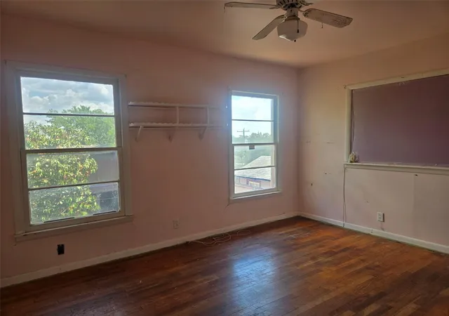 Photo 2 of Single family home for sale at 3001 Jack Cook Dr, Austin, TX 78723 | MLS# 9555479 | Listing updated on 2026-09-27