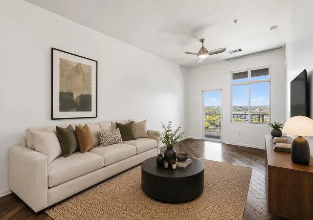 Photo 3 of Condo for sale at 54 Rainey St #PH20, Austin, TX 78701 | MLS# 6916651 | Listing updated on 2026-09-09