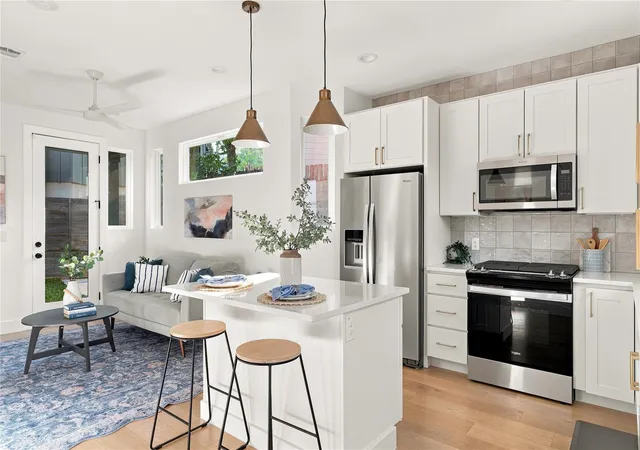 Photo 3 of Single family home for sale at 5506 Hudson St #2, Austin, TX 78721 | MLS# 5128198 | Listing updated on 2026-09-15
