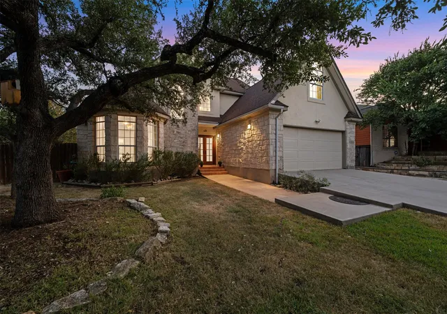 Photo 1 of Single family home for sale at 72 Crazy Cross Rd, Wimberley, TX 78676 | MLS# 4209722 | Listing updated on 2026-09-21