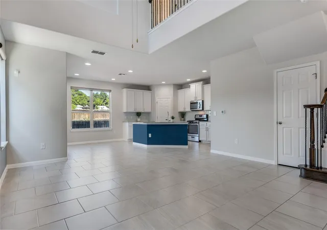 Photo 2 of Single family home for sale at 913 Boatswain Wy, Austin, TX 78748 | MLS# 9815153 | Listing updated on 2026-10-03