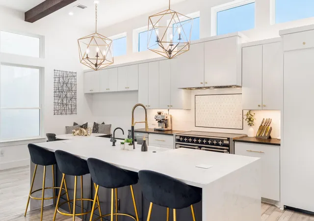 Single family home for sale at 13412 Galleria Cir, Austin, TX 78738 | MLS# 4154696 | Listing updated on 2026-10-01