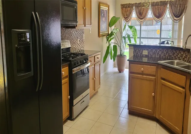 Photo 4 of Single family home for sale at 1900 Old Ml Rd, Cedar Park, TX 78613 | MLS# 8816937 | Listing updated on 2026-09-15