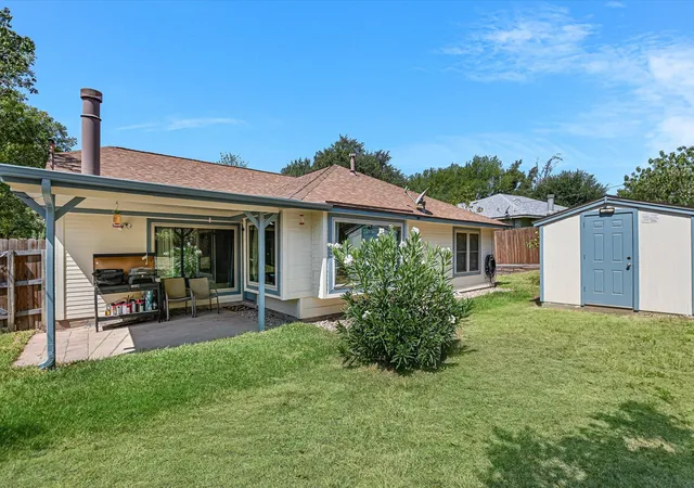 Photo 3 of Single family home for sale at 1408 Quail Run Rd, Pflugerville, TX 78660 | MLS# 5454878 | Listing updated on 2026-10-05