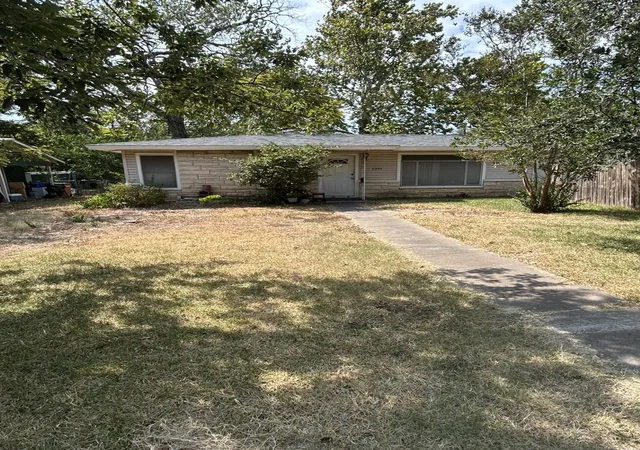 Photo 1 of Single family home for sale at 6004 Dunbury Dr, Austin, TX 78723 | MLS# 5686977 | Listing updated on 2026-10-12